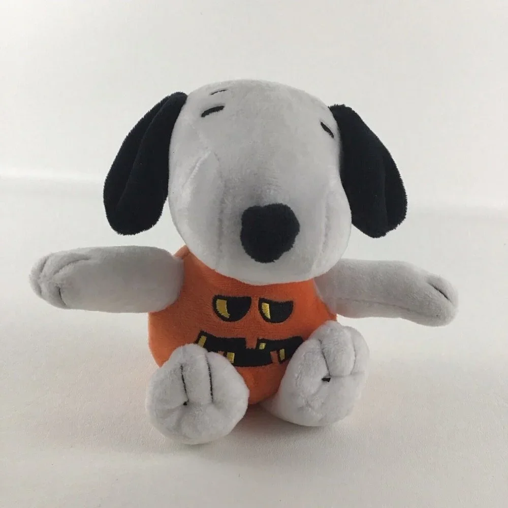 Peanuts Snoopy Jack O Lantern Pumpkin 9